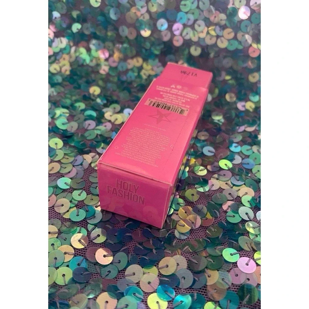 NIB Jeffree Star Velvet Trap‎ Lipstick in Holy Fashion Full Size DISCONTINUED